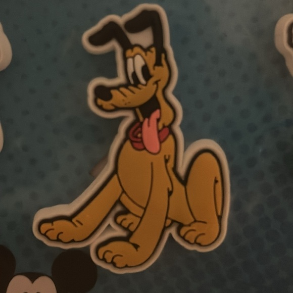 5 Disney & Friends Crocks Charms - Micky Minnie Donald Goofy & Pluto New! $30 - Picture 3 of 12